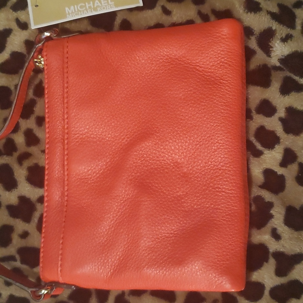 MK LG CROSSBODY PURSE - Picture 4 of 9